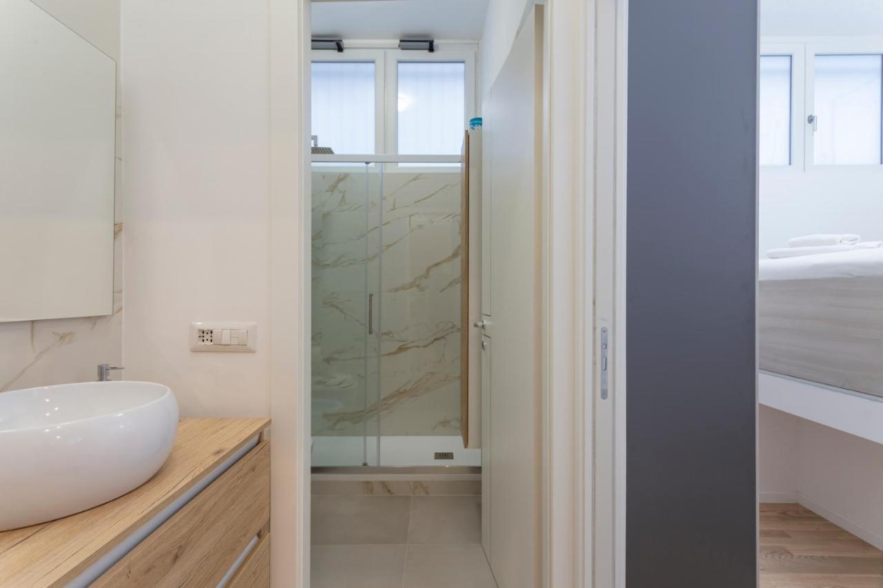 I Host - Val Strona 6 Apartment Milan